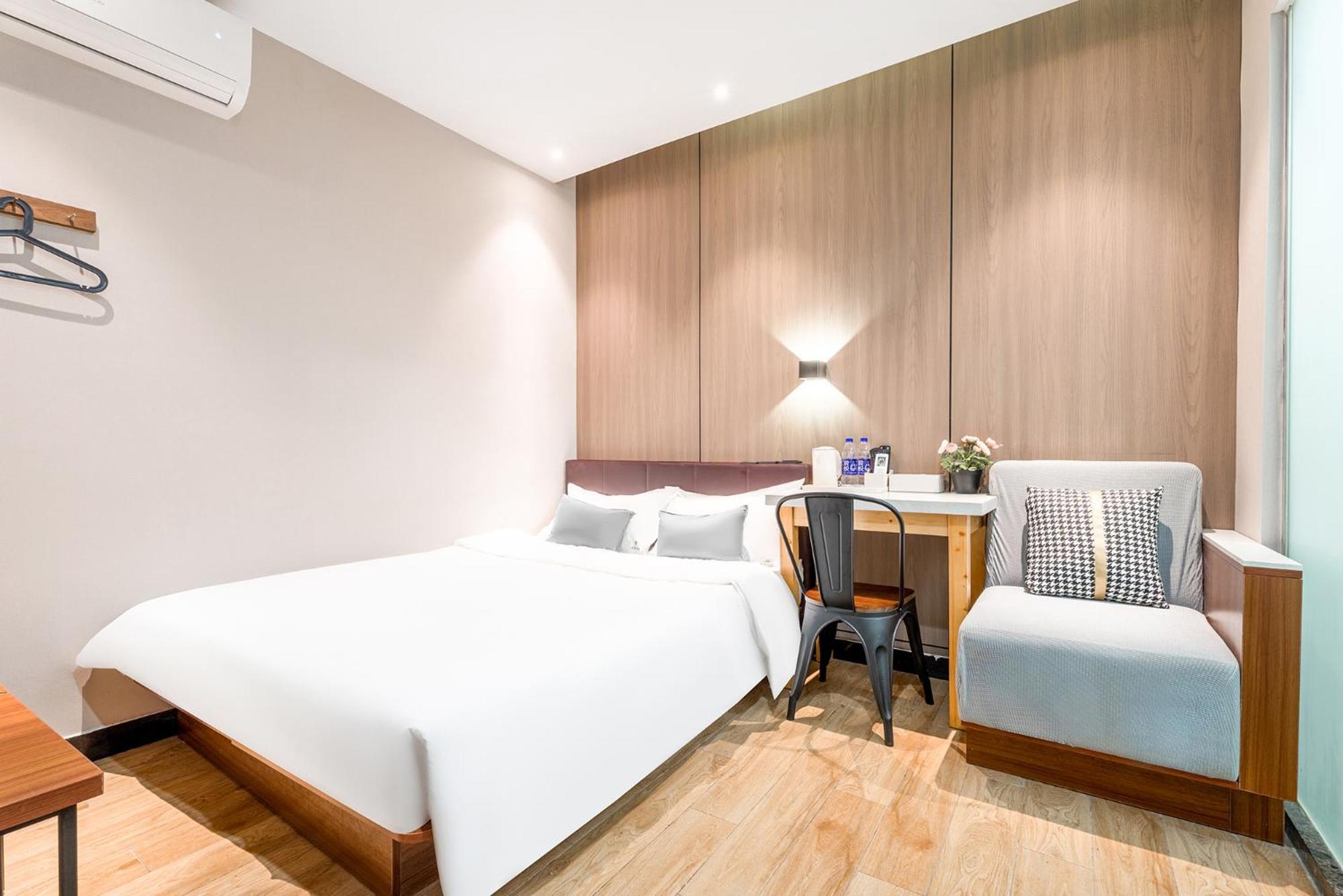 Meego Yes Hotel Shanghai Exterior photo